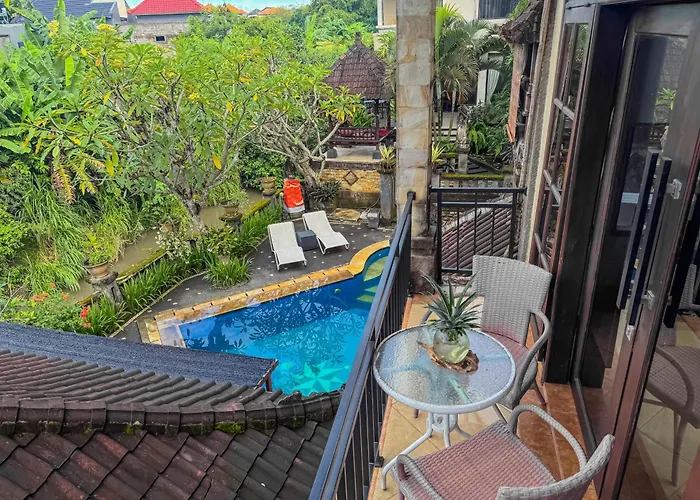Griya Shanti Homestay *
